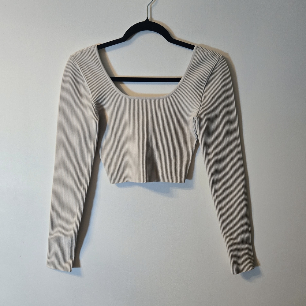 NWT Babaton By Aritzia Sculpt Knit Square Neck Long Sleeve Top